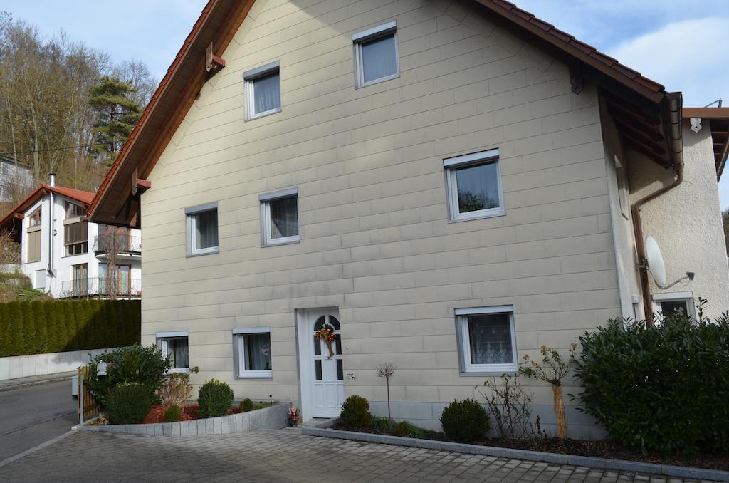 Unterkunft Fuer Arbeiter Und Monteure Gräfrath Exterior foto